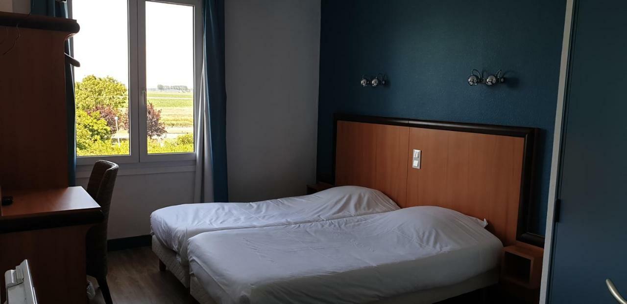 Le Hotel 2*
